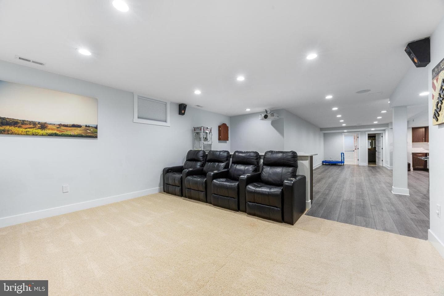 110 Longfellow Drive photo 87