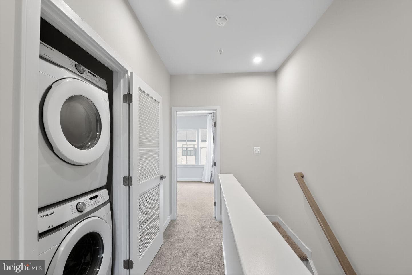 545 Levanna photo 31