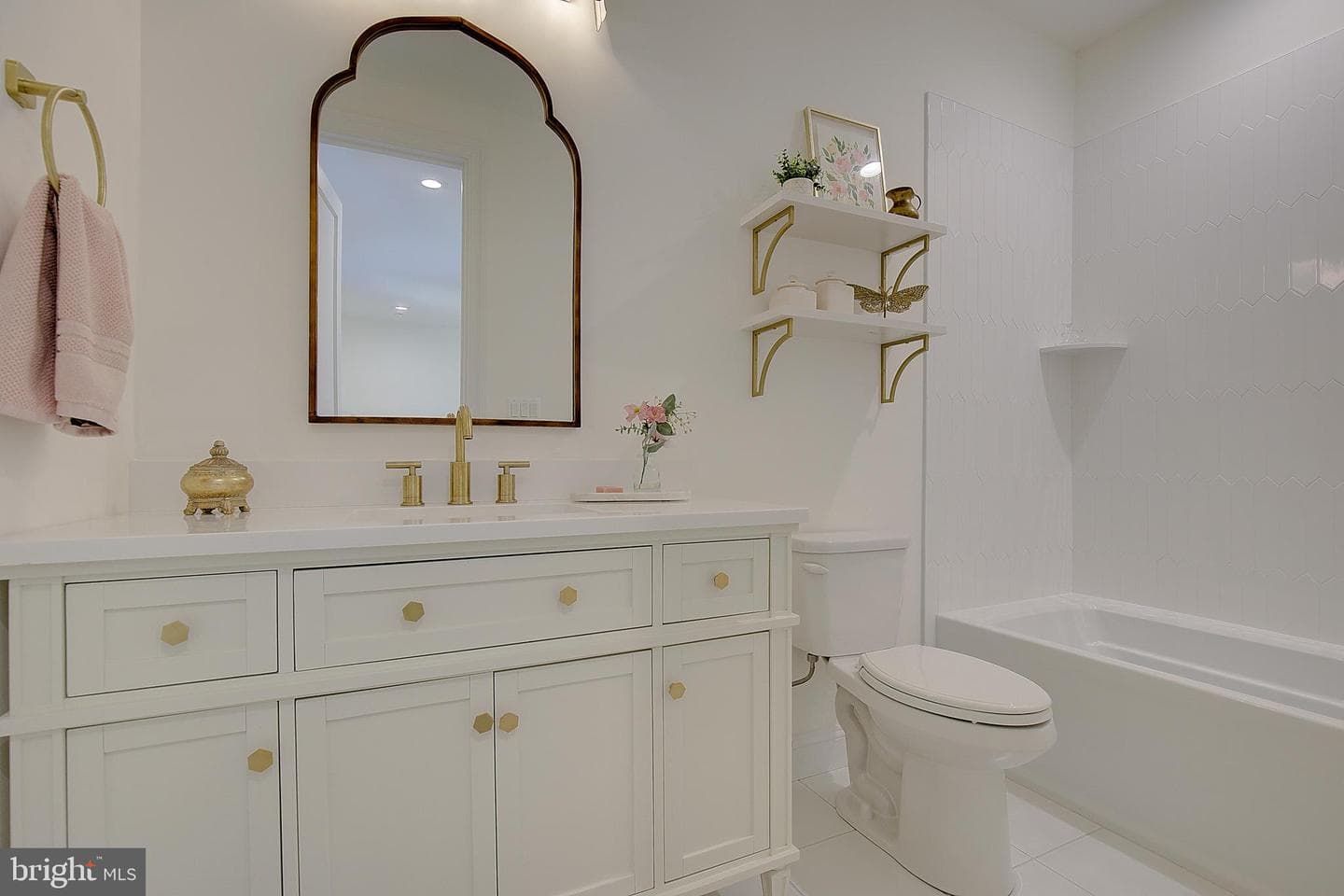 914 Sorrento Court photo 34
