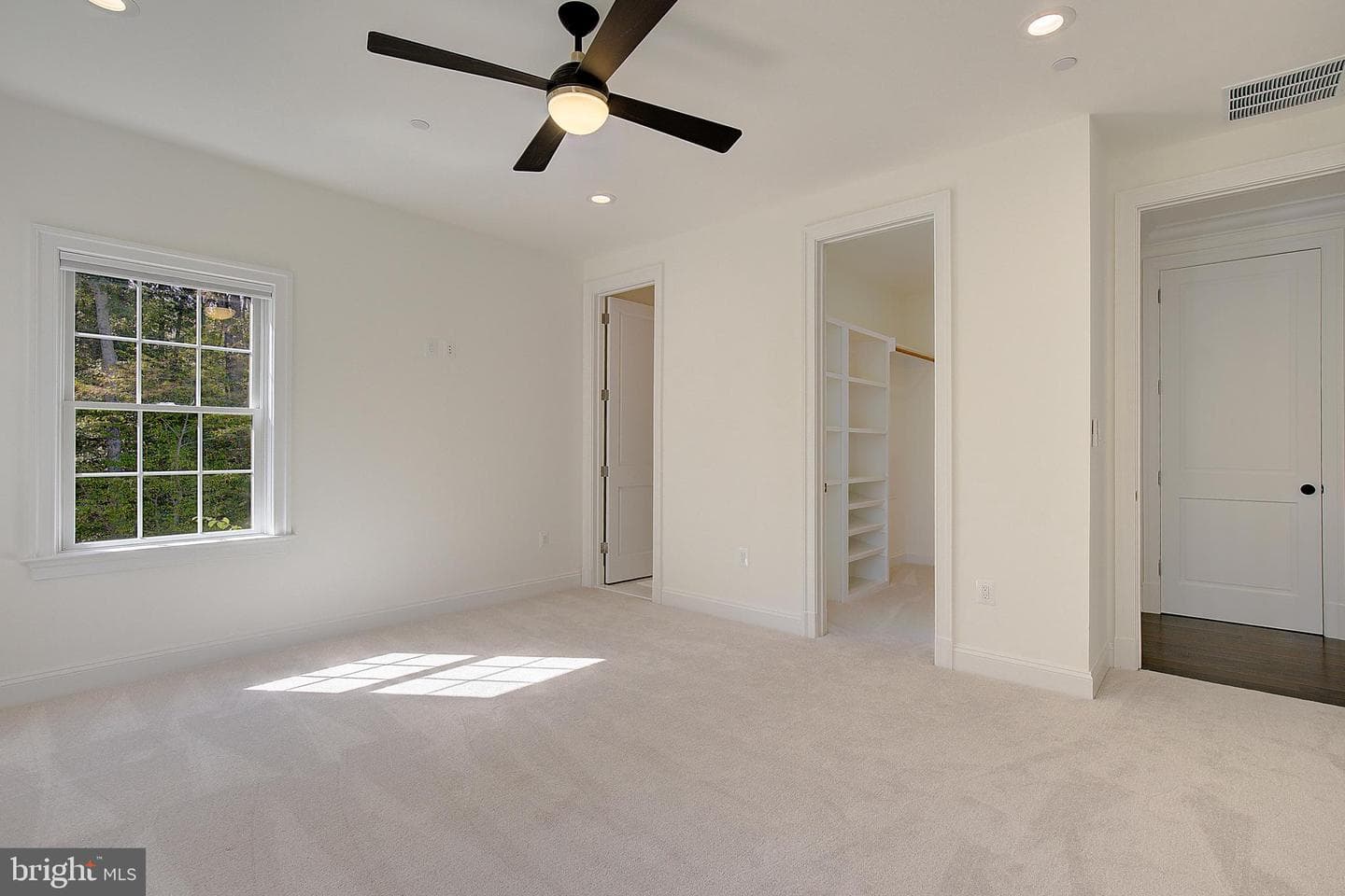 914 Sorrento Court photo 36