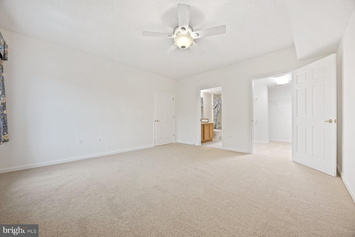 604 McKinsey Park Drive #402 photo 21