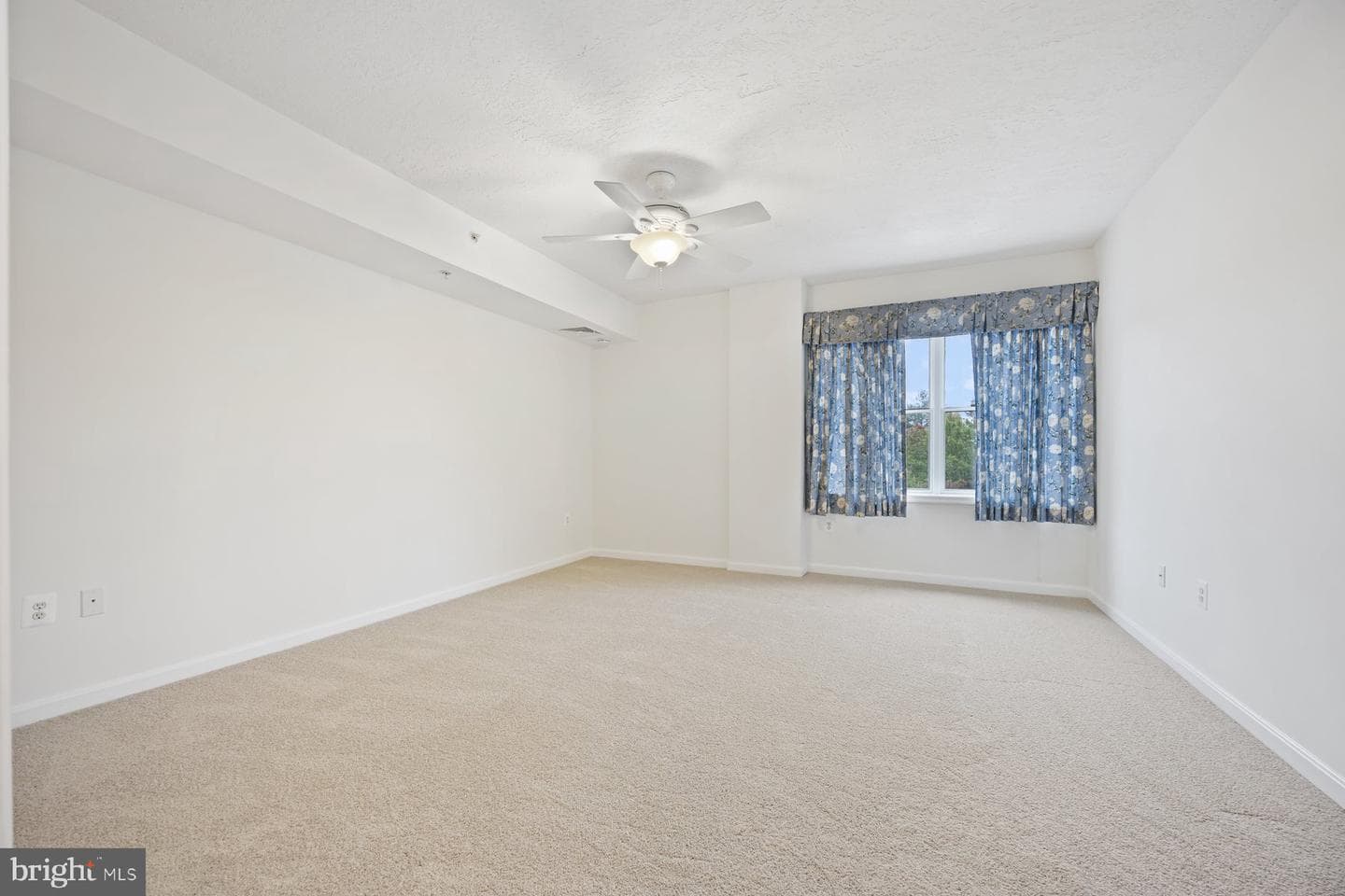 604 McKinsey Park Drive #402 photo 22