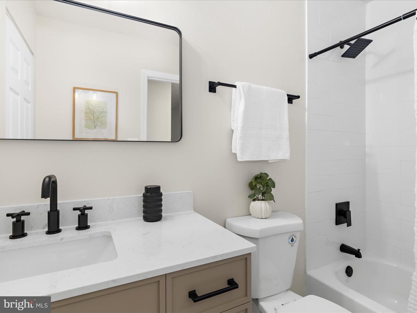 701 Kenora Court photo 20