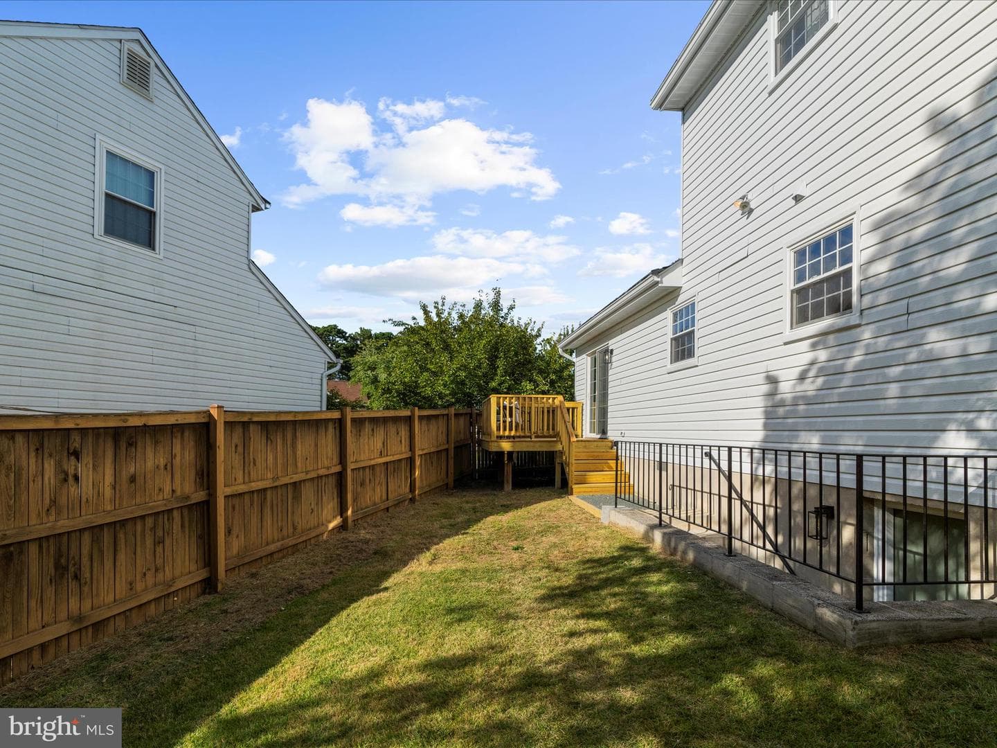 701 Kenora Court photo 36