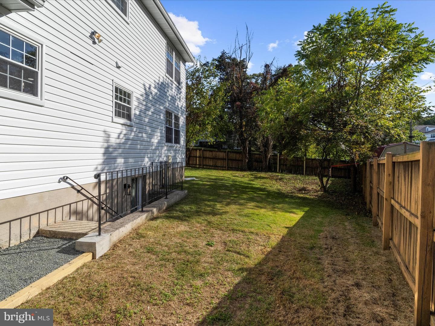 701 Kenora Court photo 37