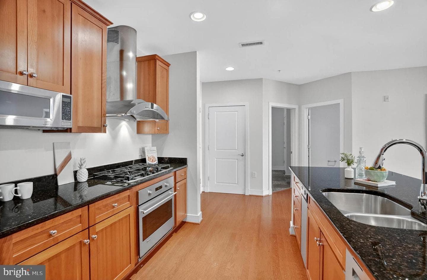 66 Franklin Street #201 photo 6
