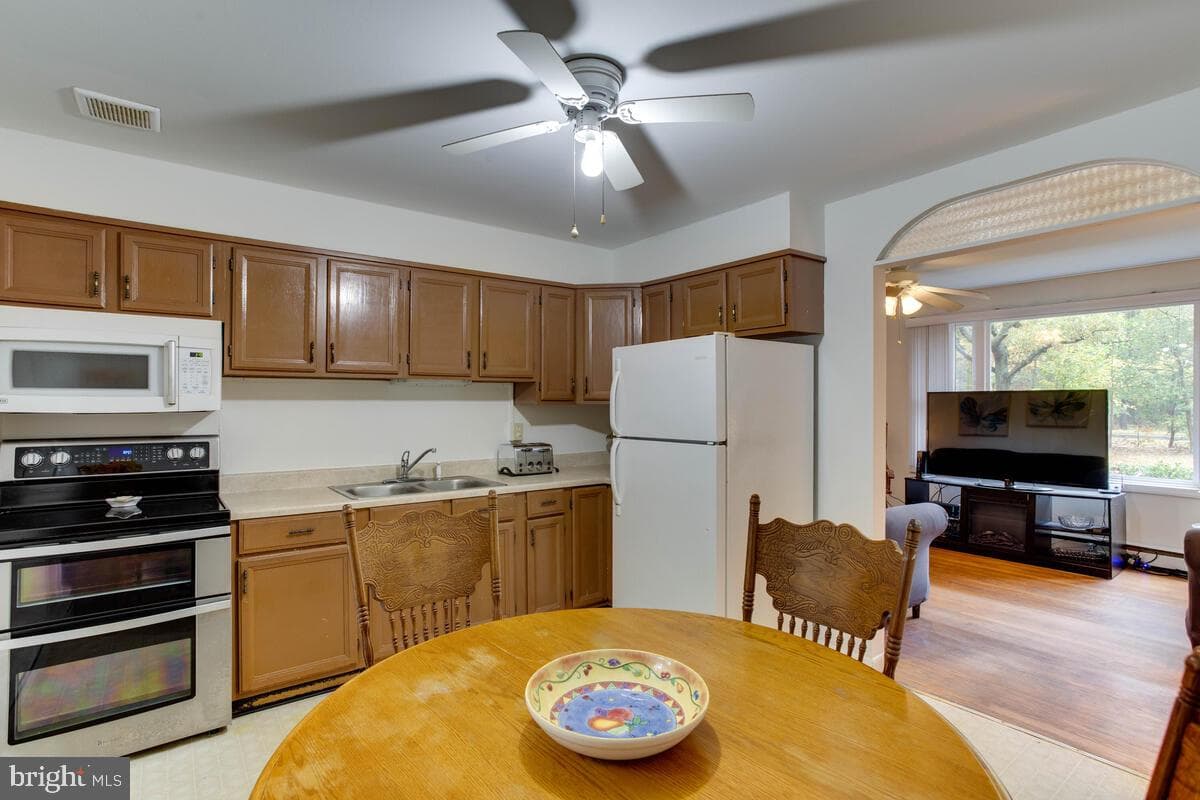 1460 Cedarhurst Road photo 13