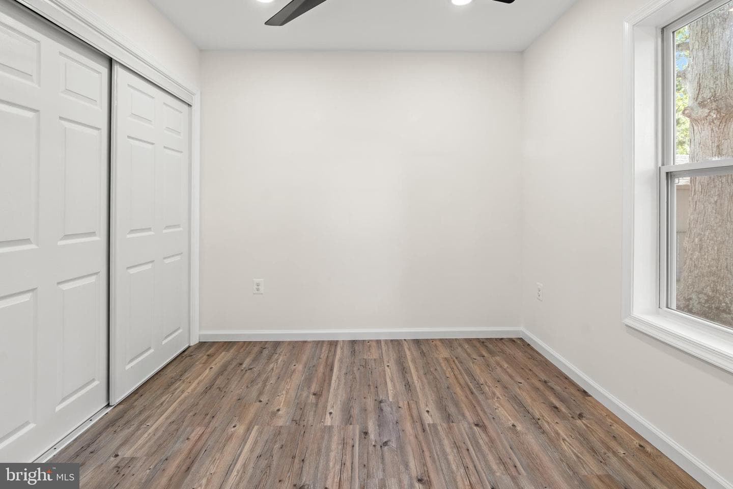 4738 Idlewilde Road photo 32