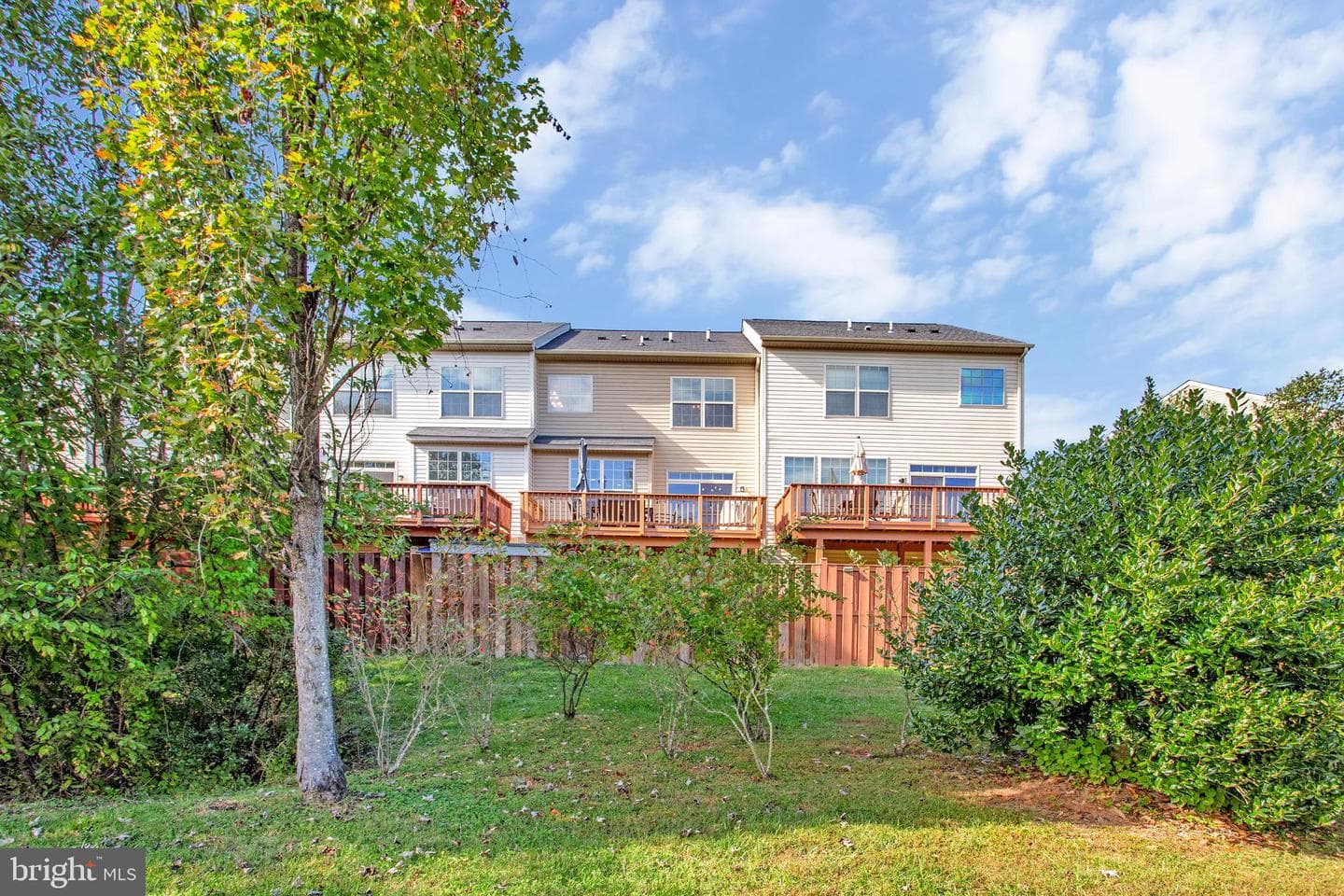 1184 Carinoso Circle photo 3