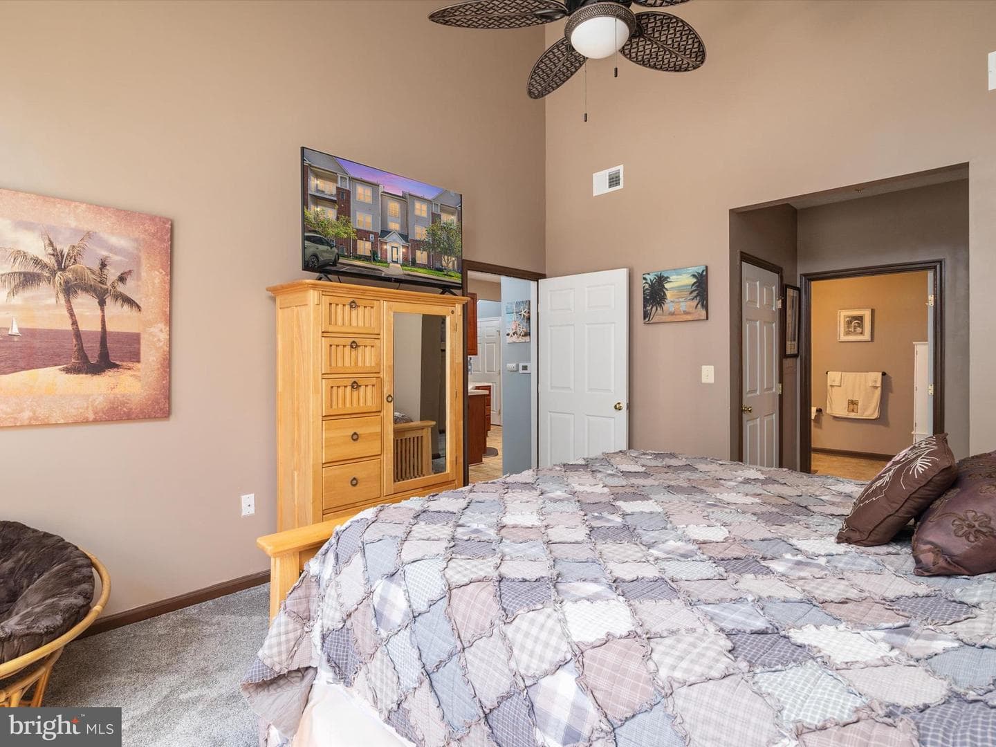2494 Amber Orchard Court E #302 photo 18