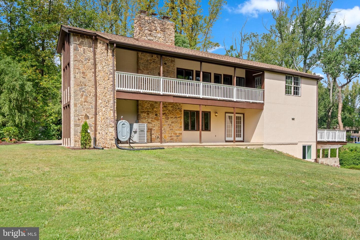 522 Epping Forest Road photo 20