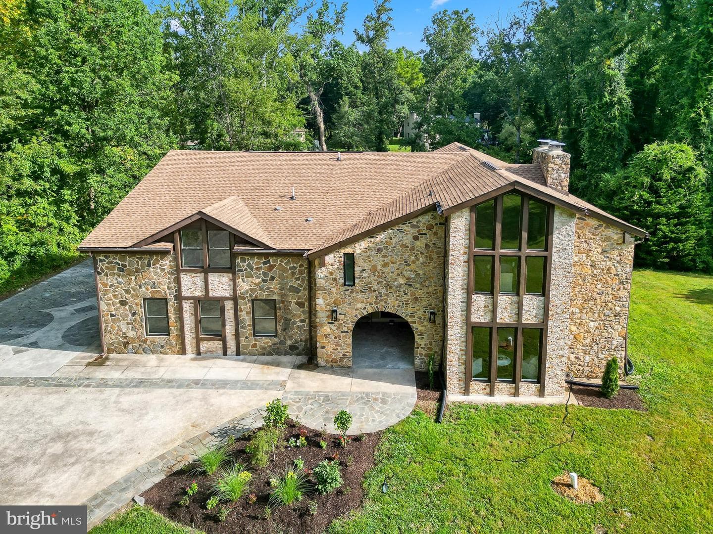 522 Epping Forest Road photo 3