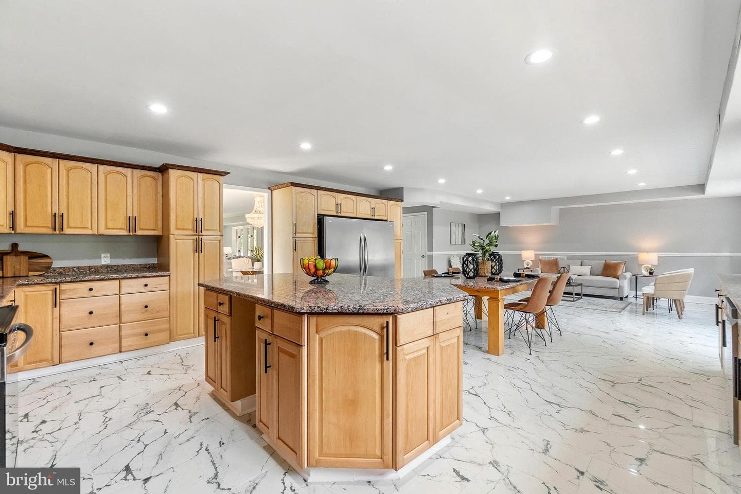 522 Epping Forest Road photo 32