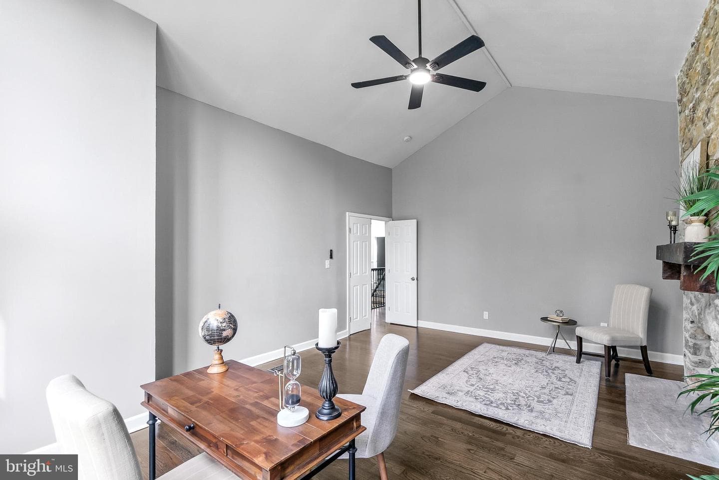 522 Epping Forest Road photo 53