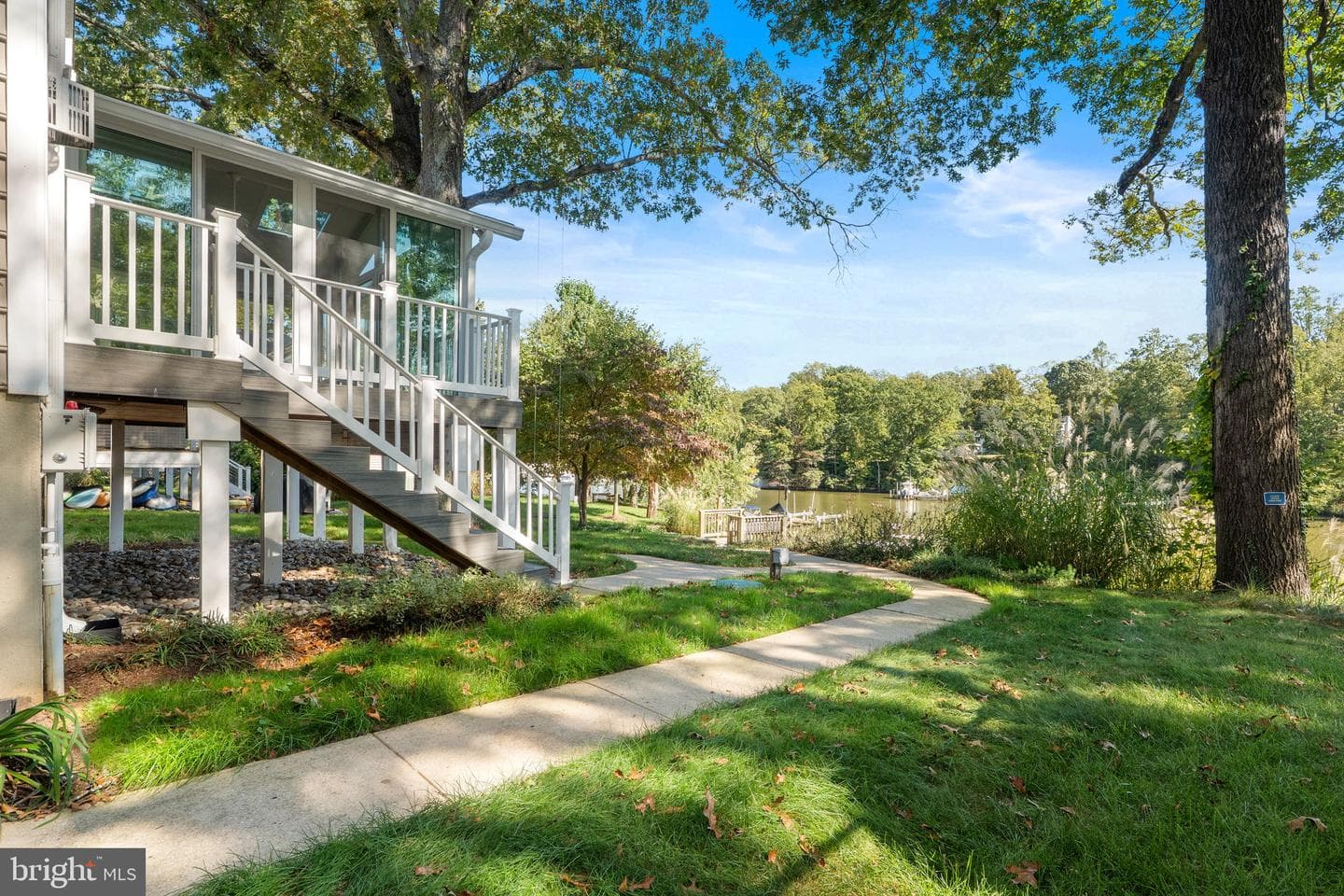 975 Phillips Drive photo 60