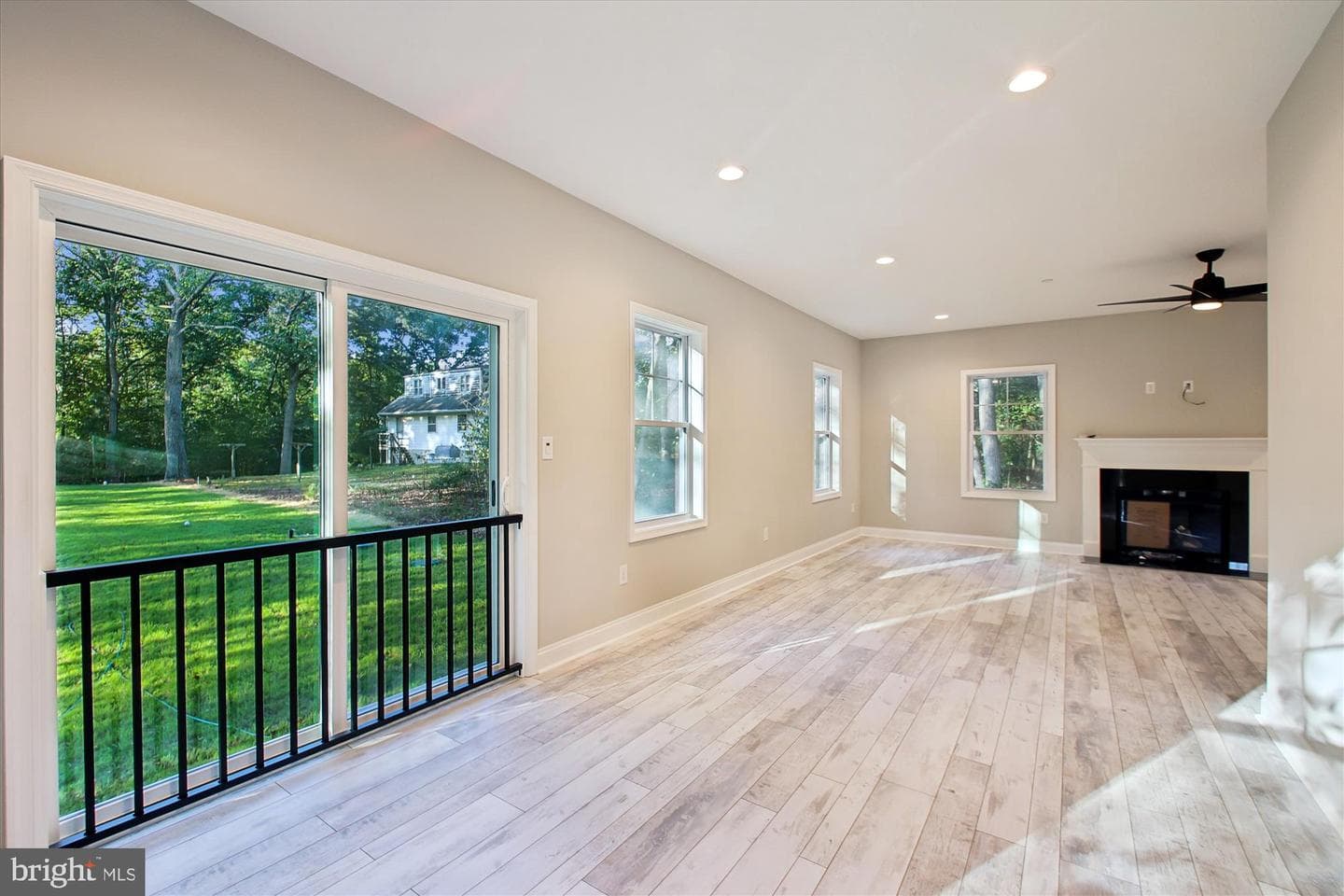 1865 Cedar Drive photo 7