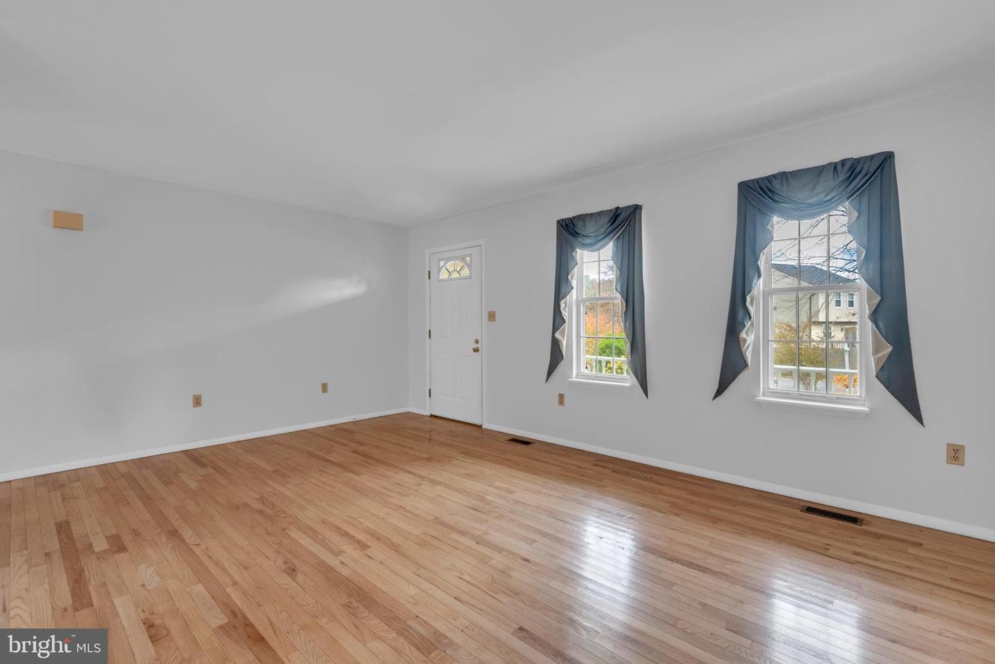 7991 Pauls Drive photo 17