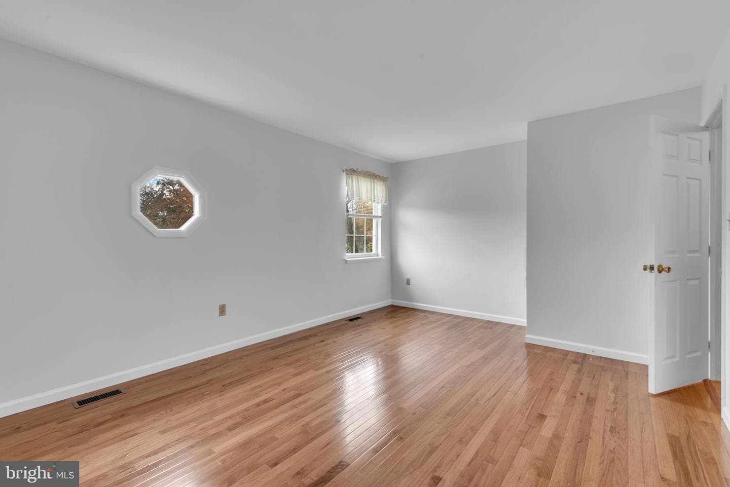 7991 Pauls Drive photo 25