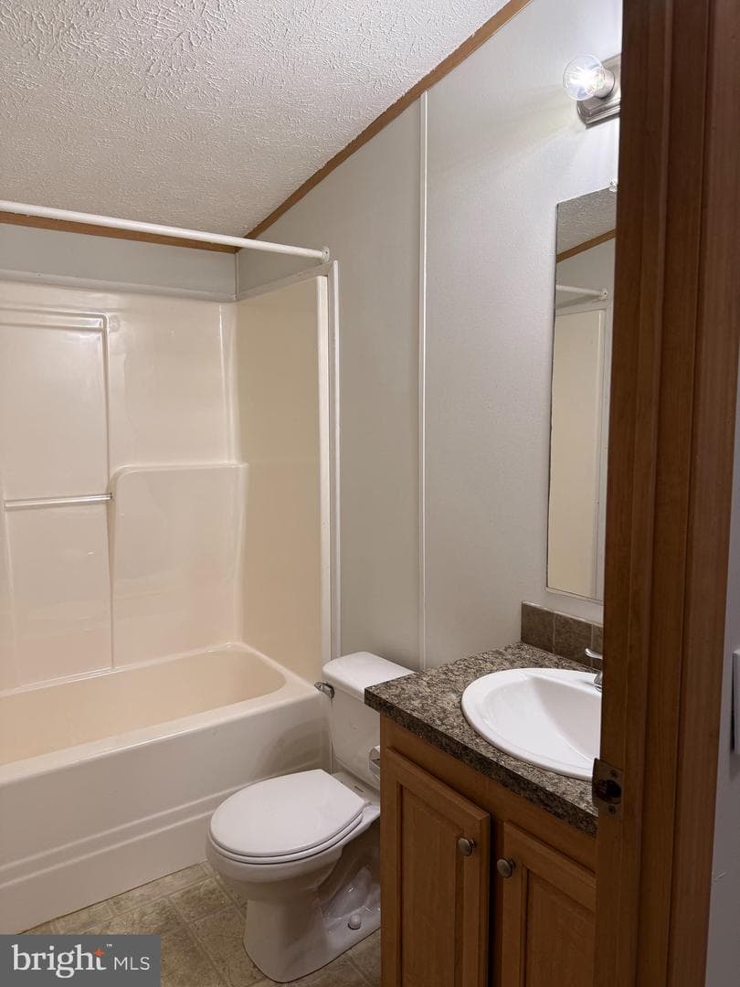 30 Jaguar Drive photo 17