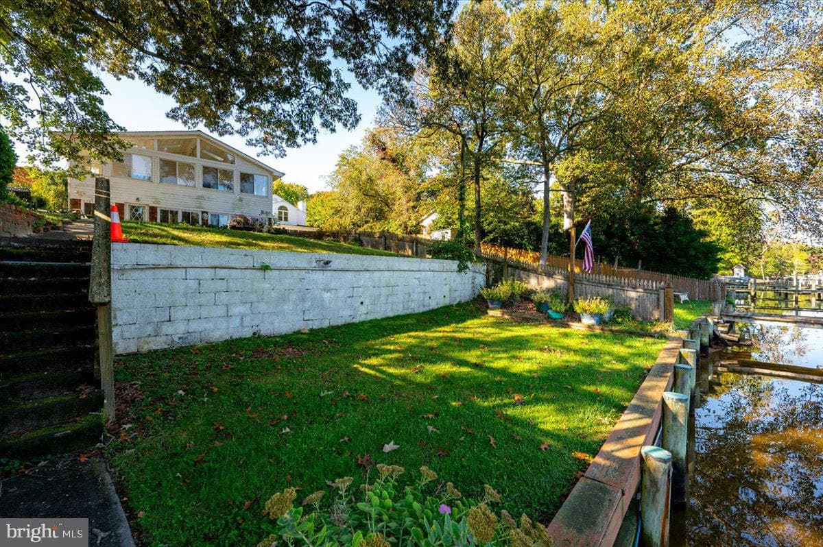 1872 Cedar Road photo 13