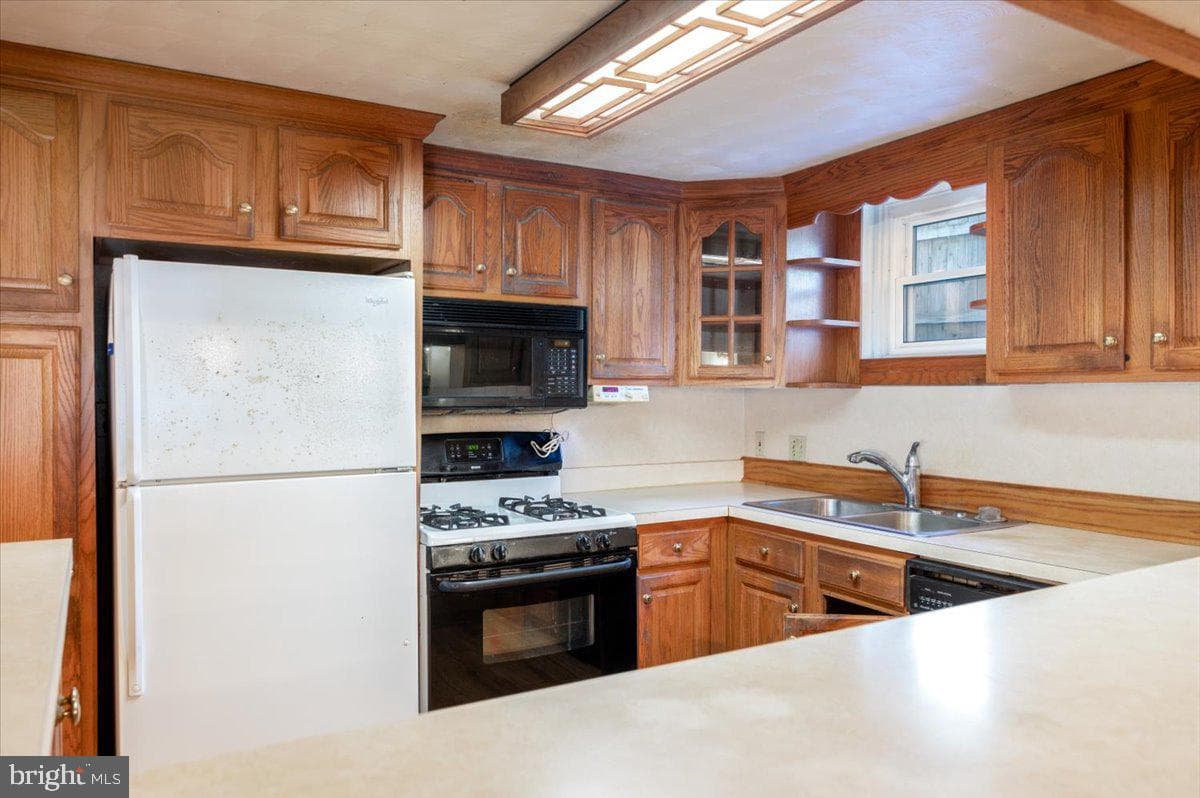 1872 Cedar Road photo 26