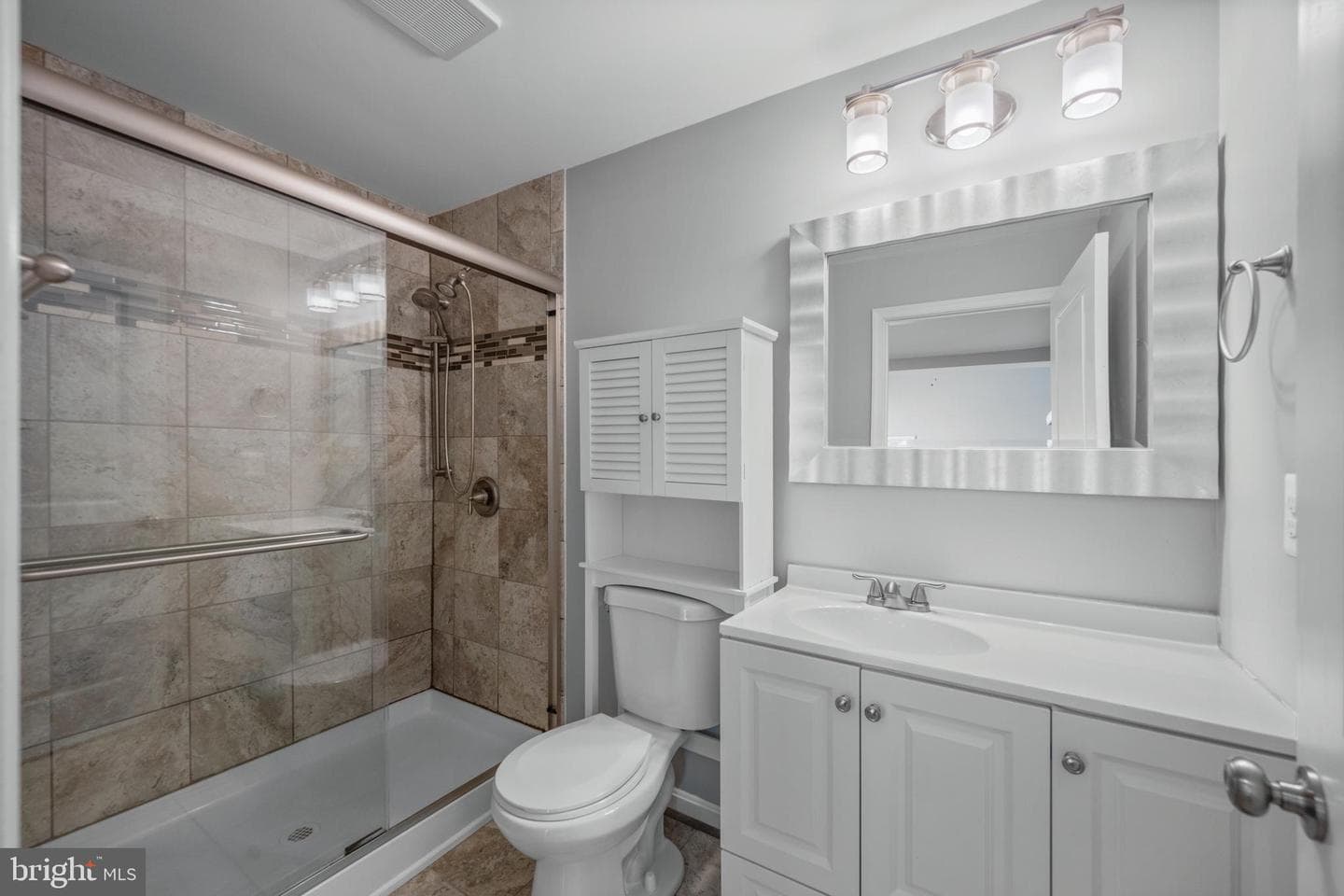8432 Church Road photo 24