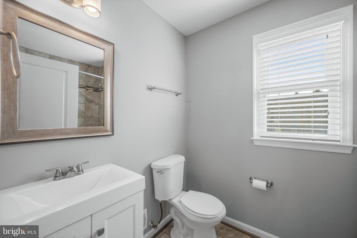 8432 Church Road photo 28