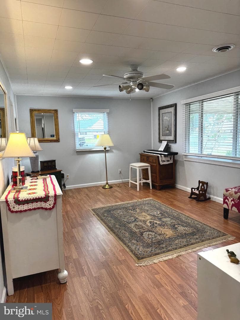 101 Kuethe Road NE photo 2