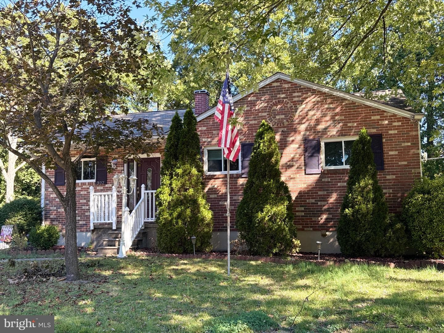 302 Canterbury Court photo 2