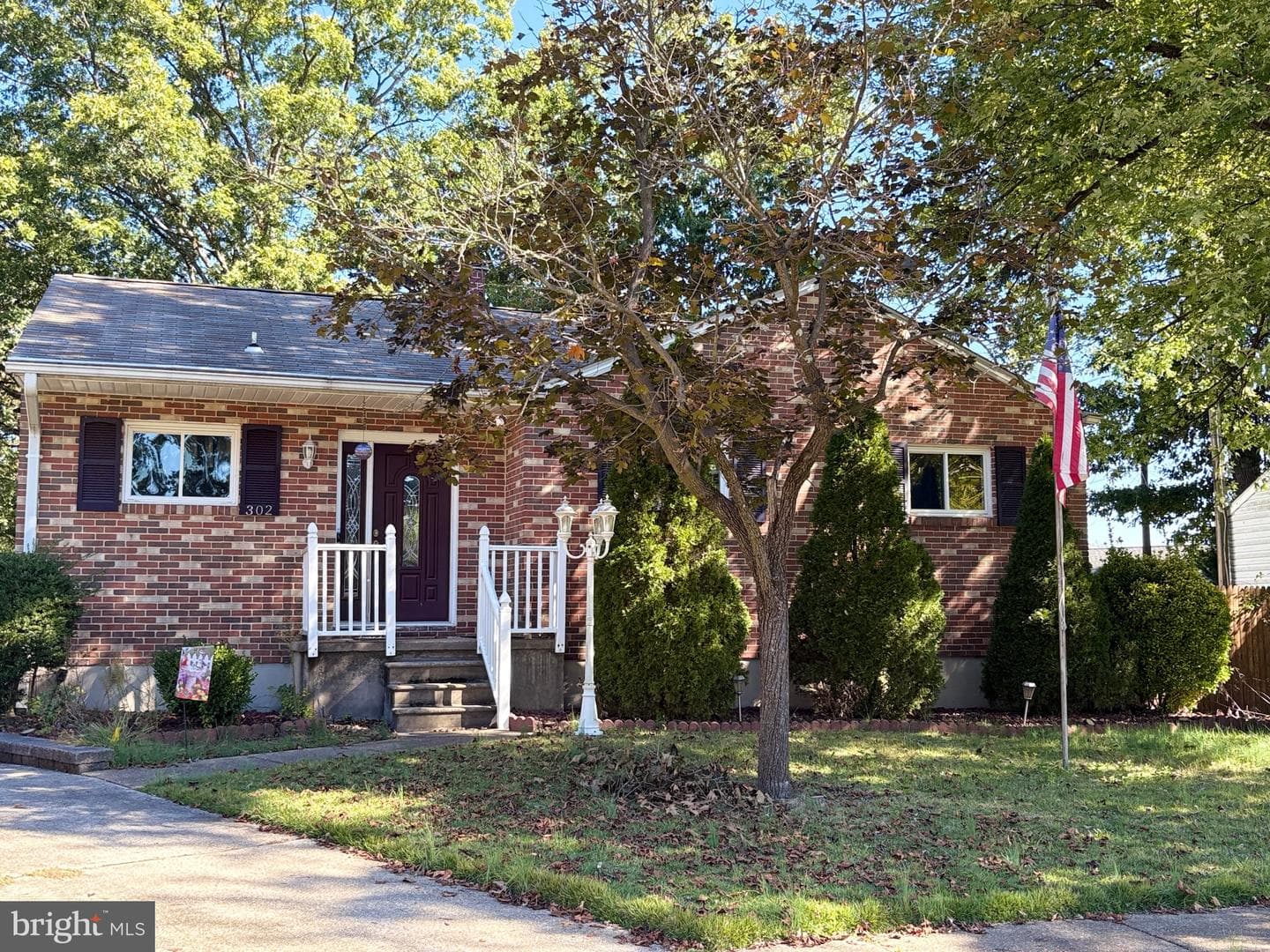 302 Canterbury Court photo 3