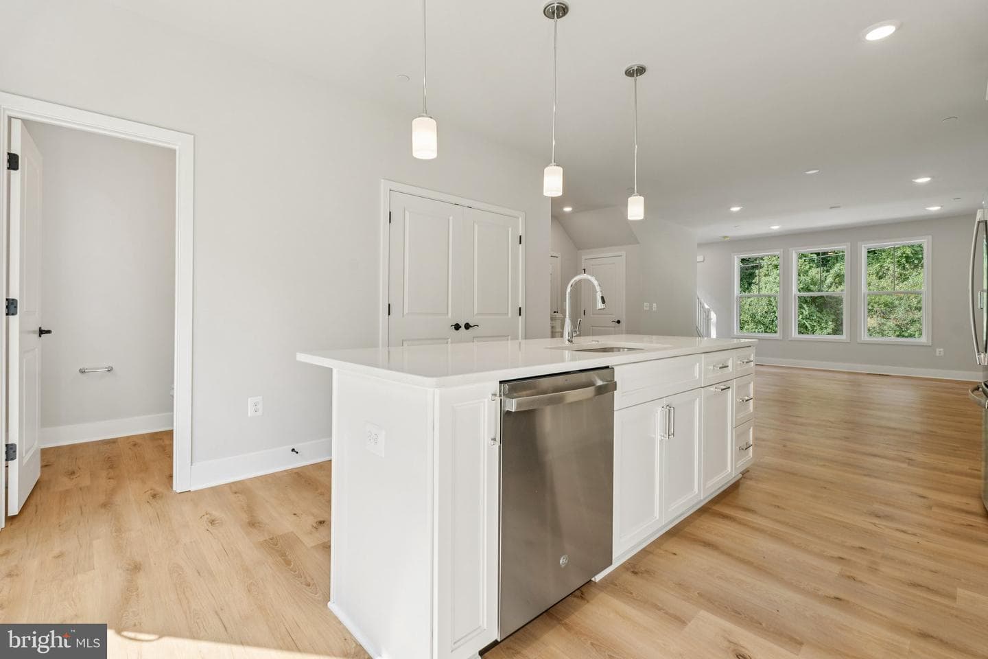 2075 Old Admiral Court photo 10