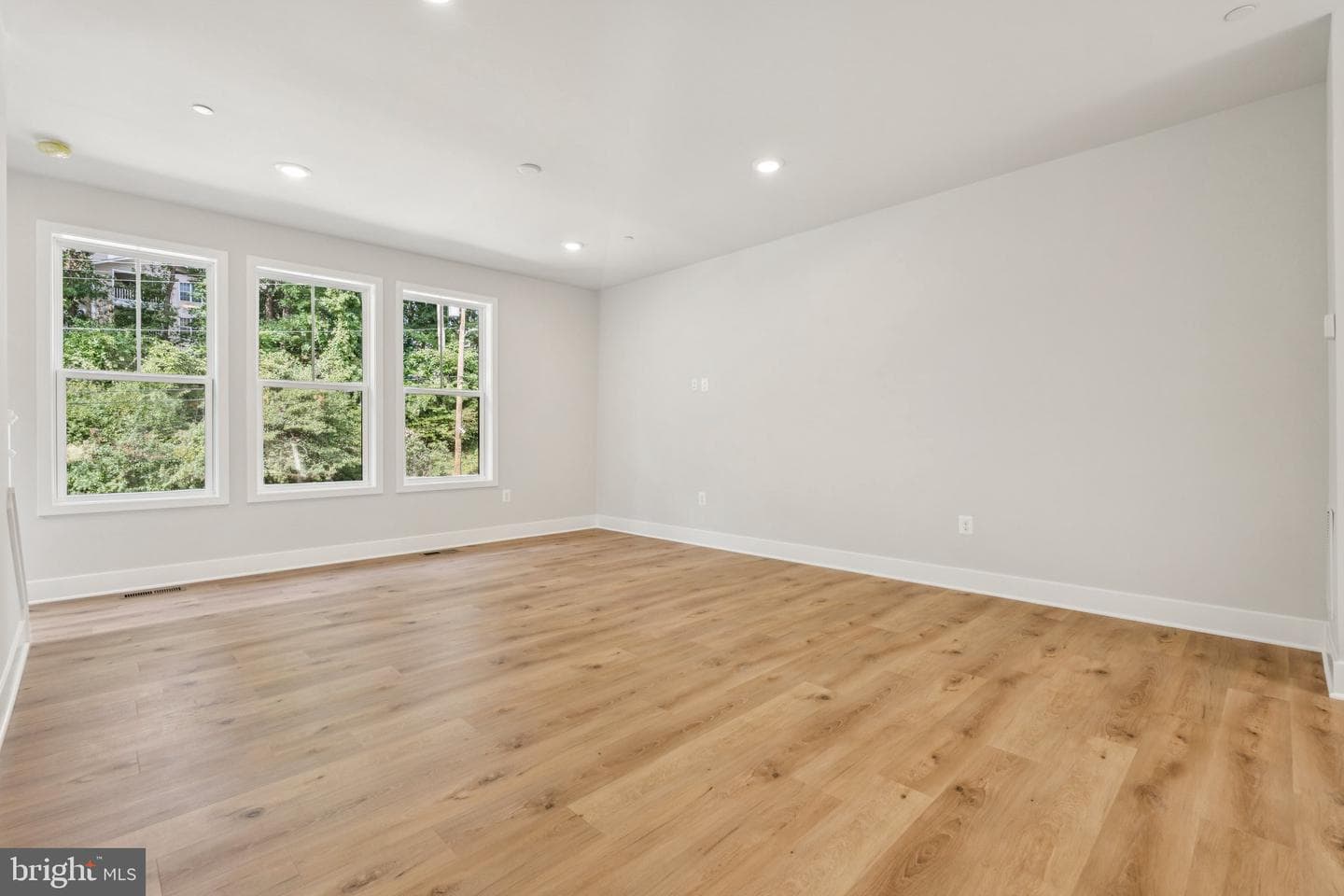 2075 Old Admiral Court photo 14