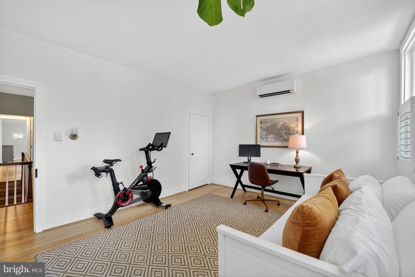 168 Green Street photo 25