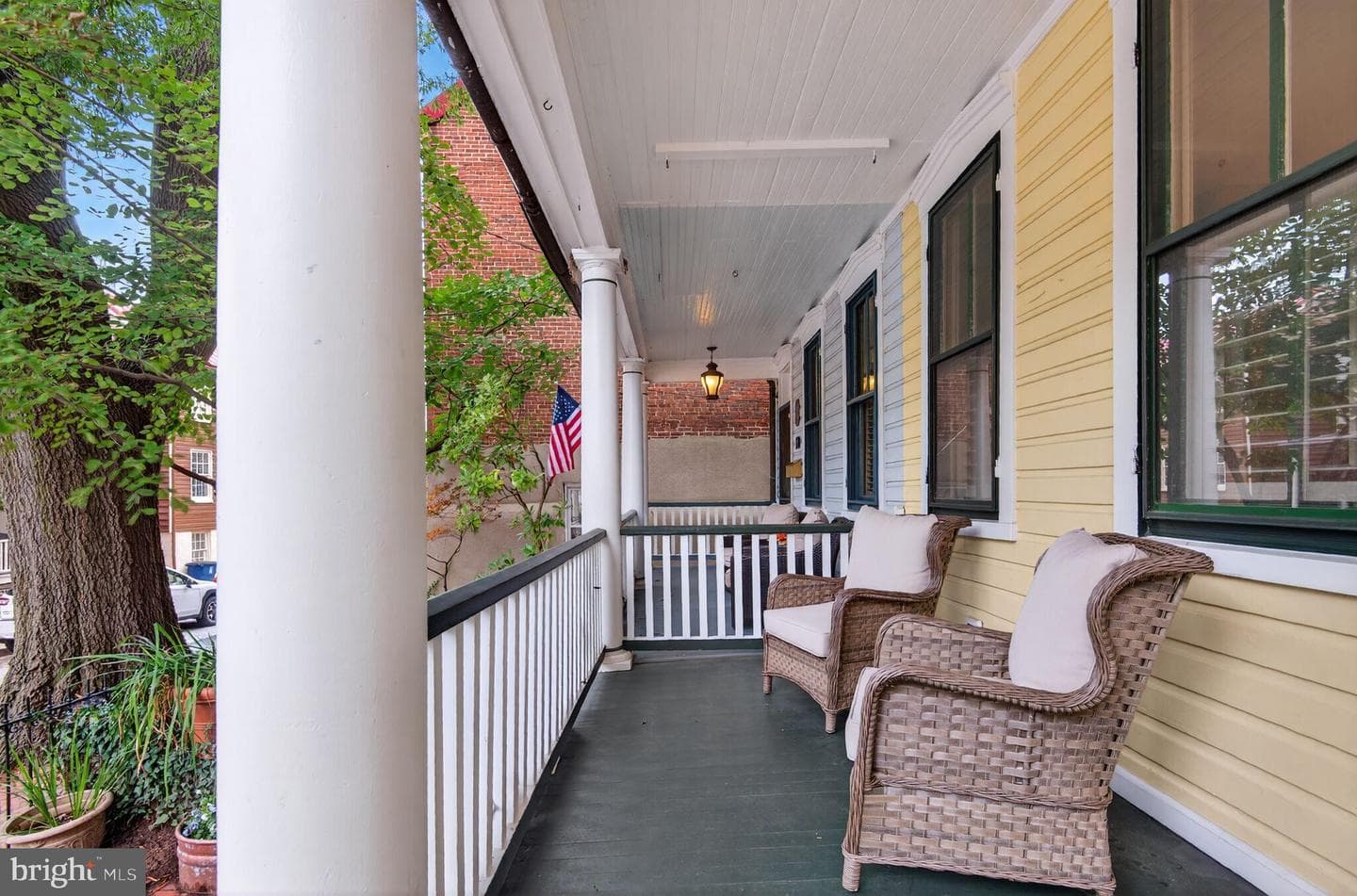 168 Green Street photo 3