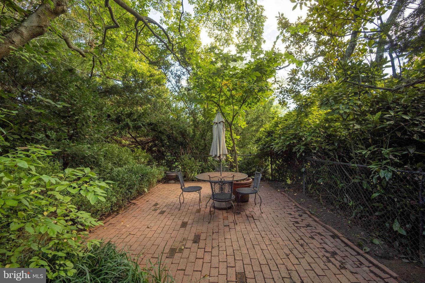 168 Green Street photo 32
