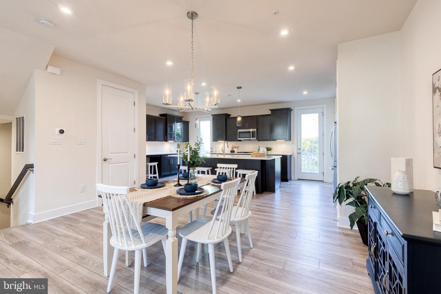 8375 Amber Beacon Circle photo 5