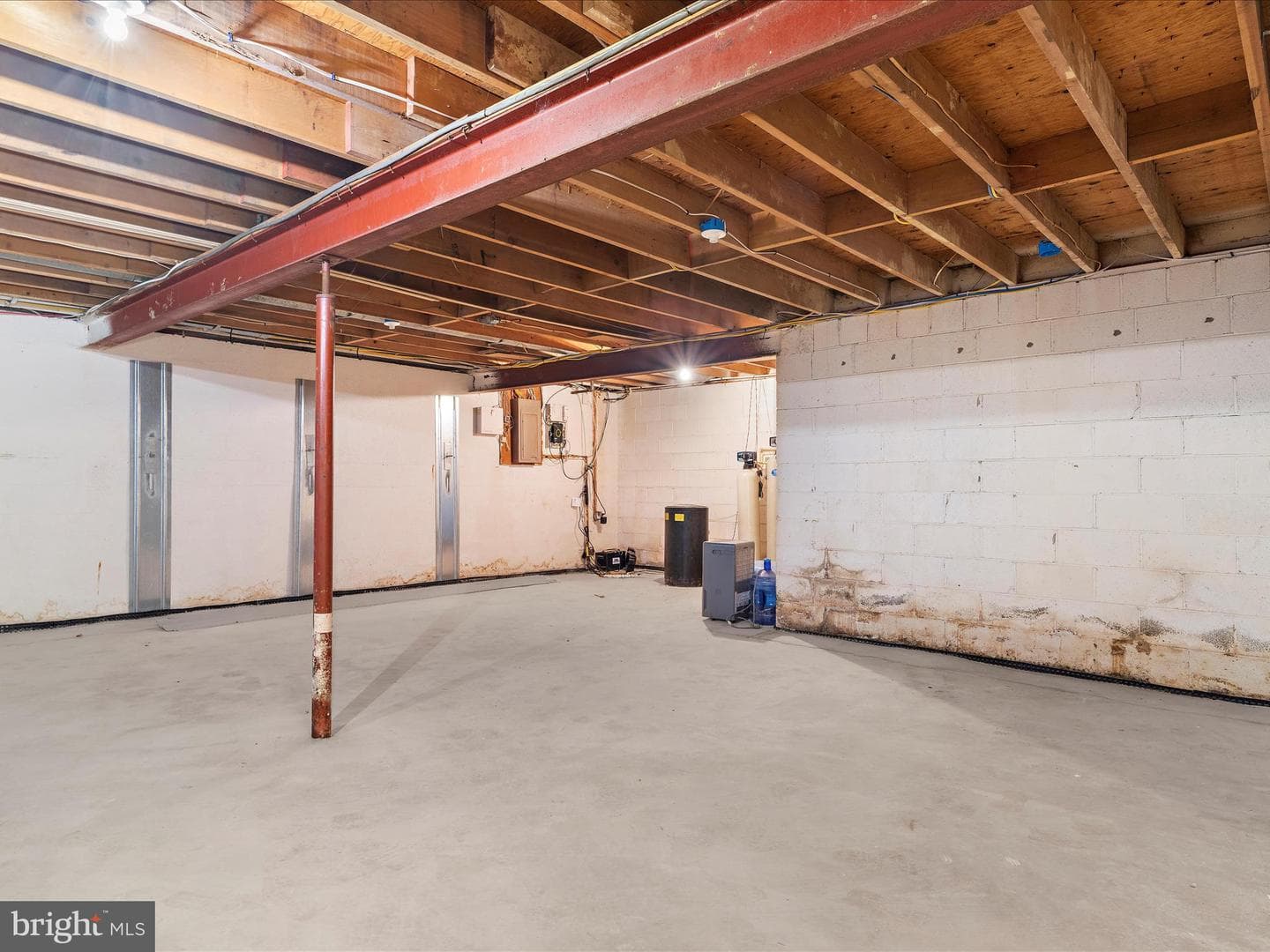 762 Cougar Drive photo 33