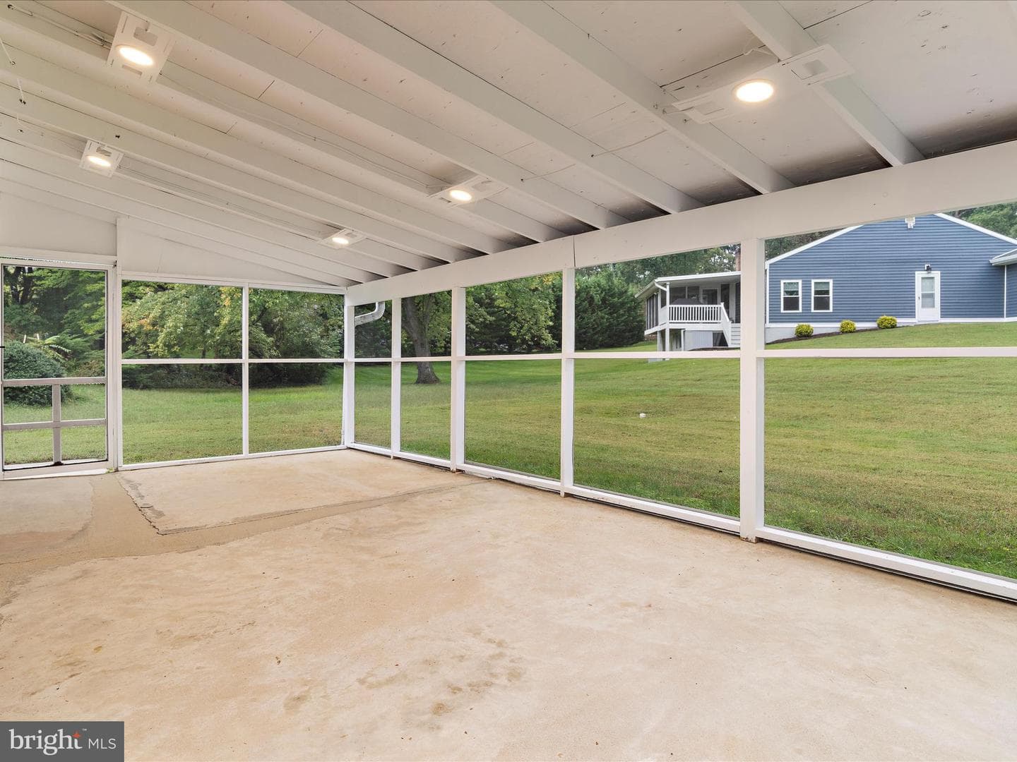 762 Cougar Drive photo 38