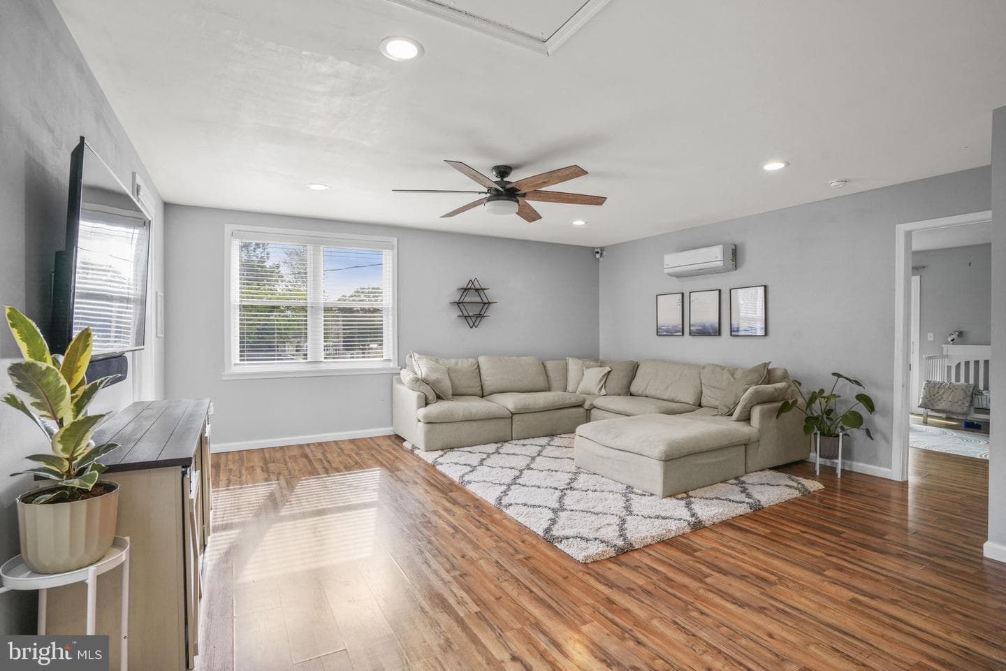 6032 Melbourne Avenue photo 21