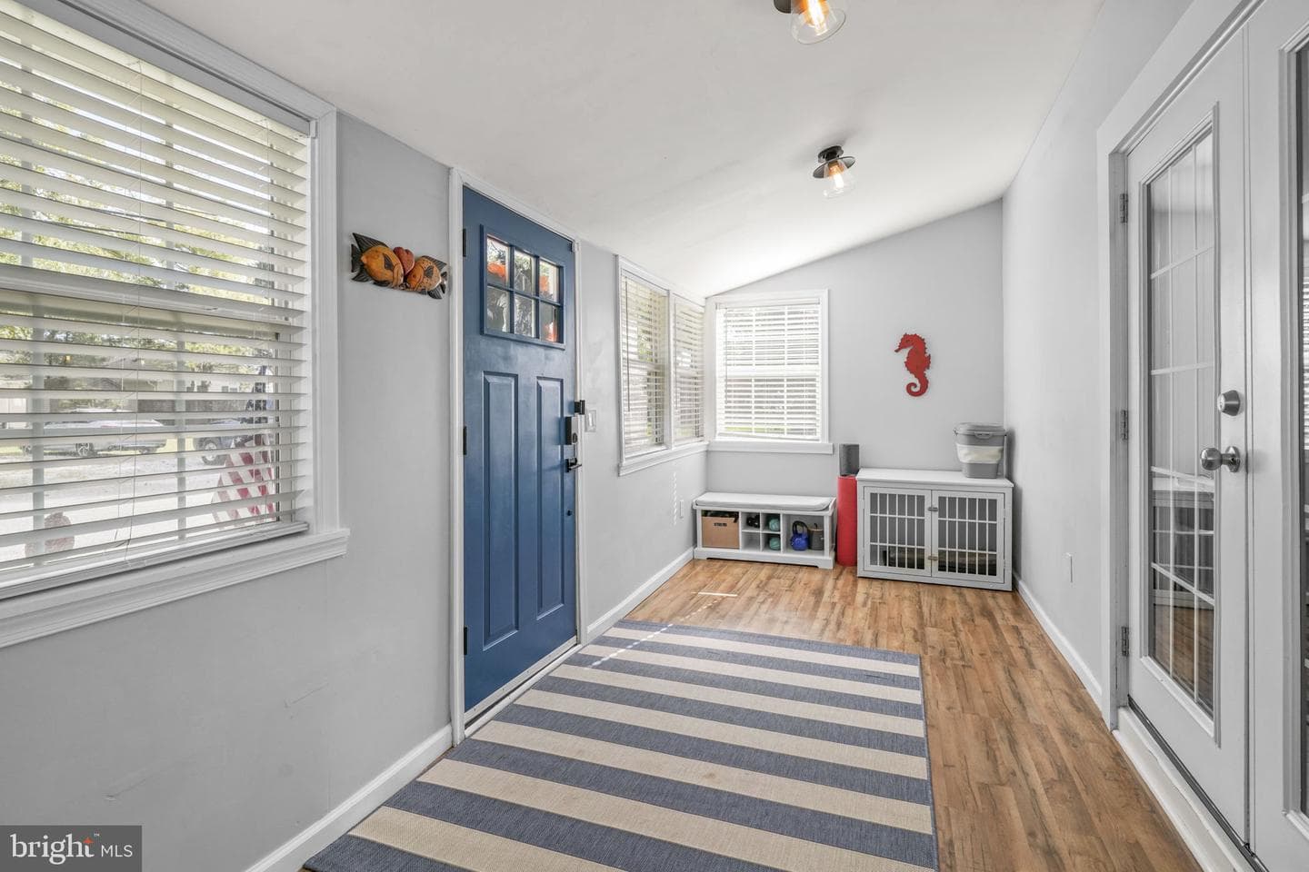 6032 Melbourne Avenue photo 5