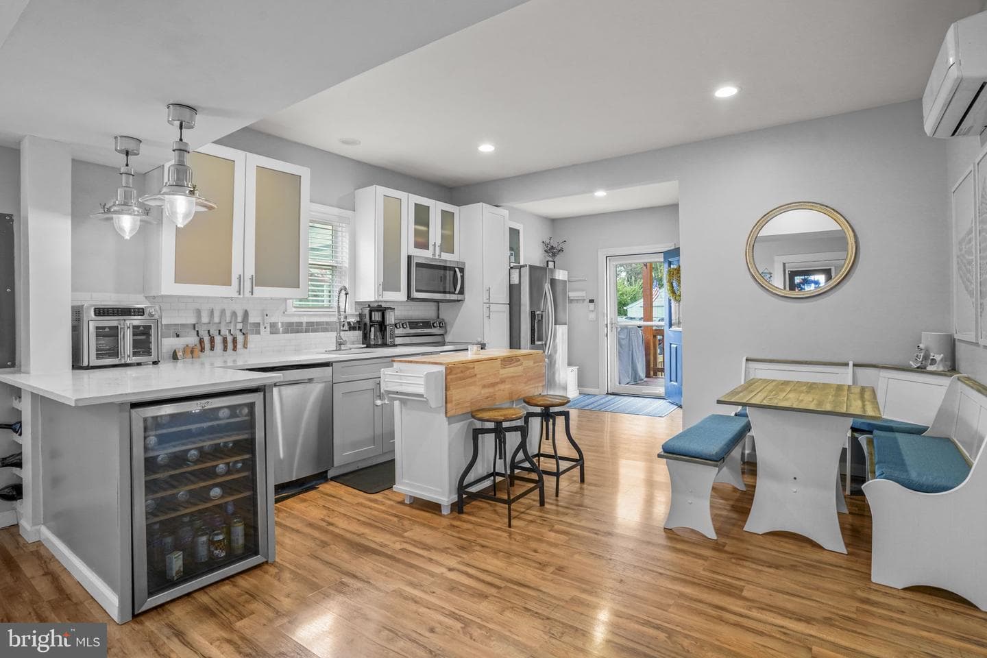 6032 Melbourne Avenue photo 7