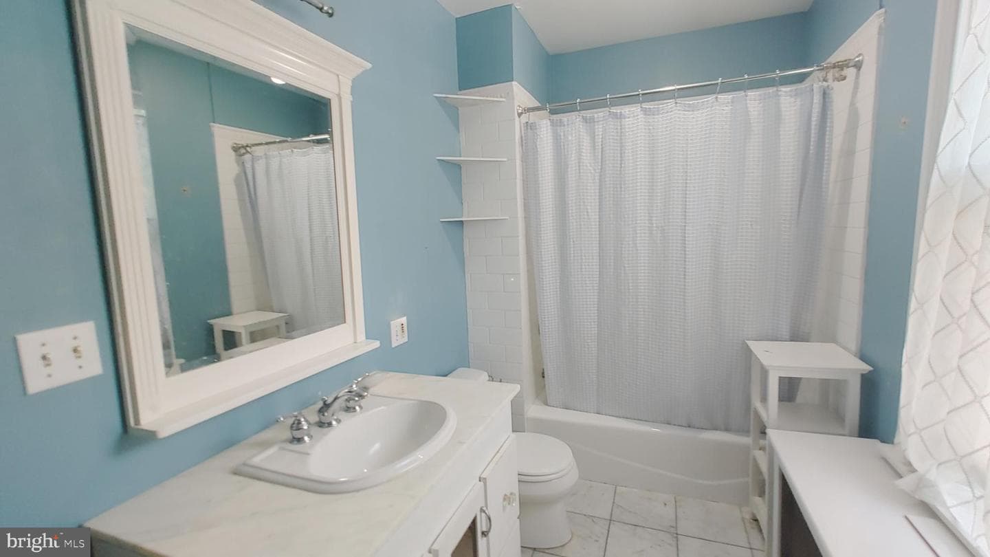 34 Lafayette Avenue photo 13