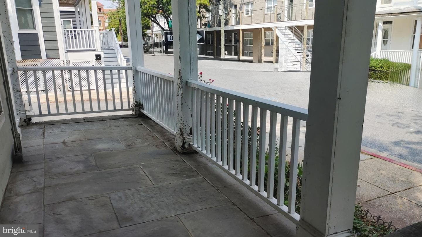 34 Lafayette Avenue photo 6