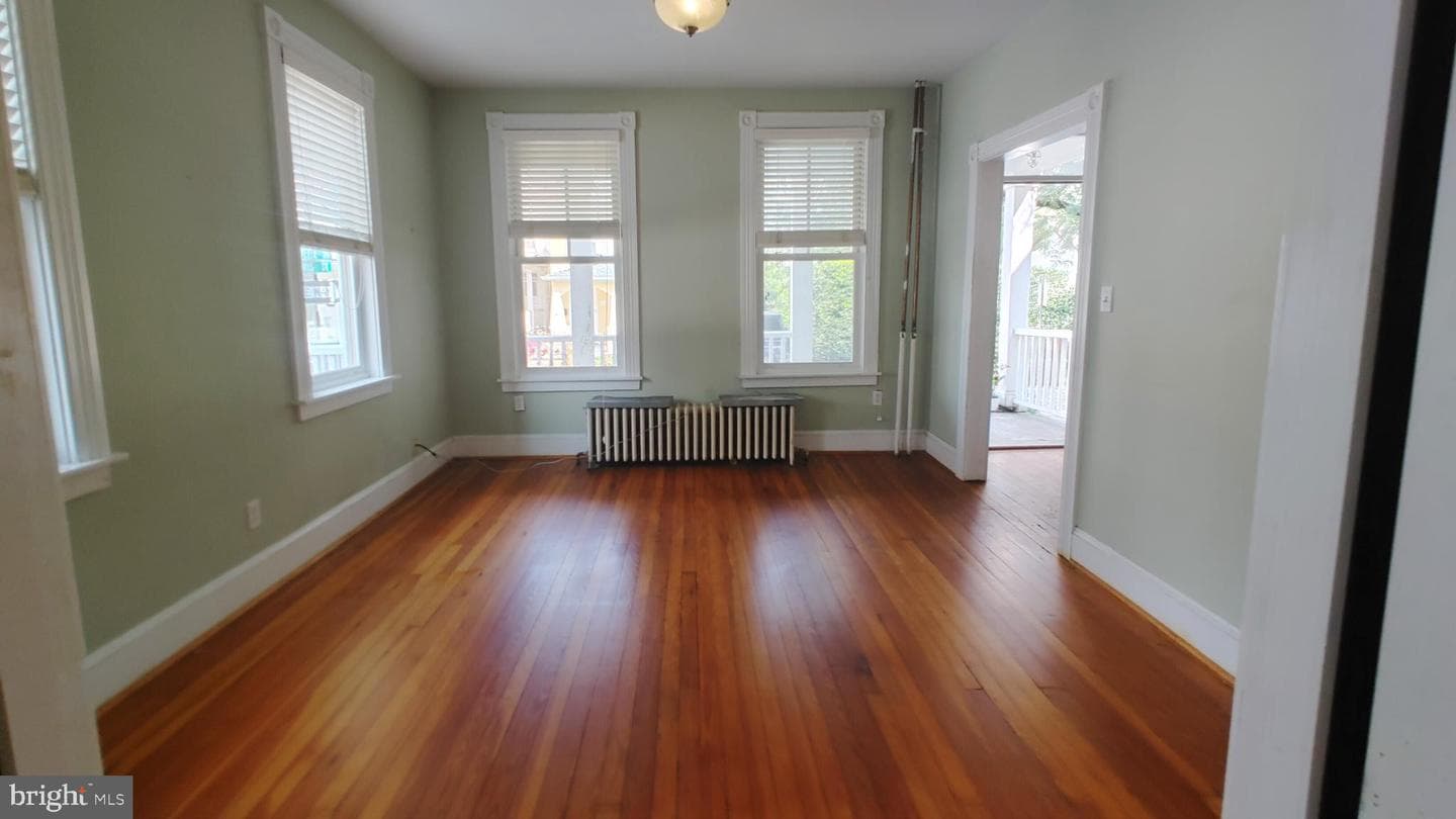 34 Lafayette Avenue photo 9