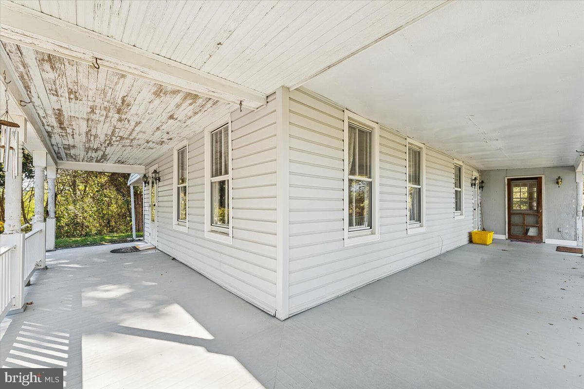 1101 Meredith Lane photo 11
