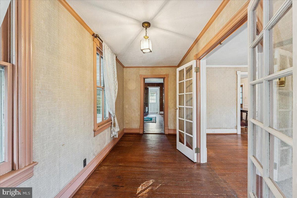 1101 Meredith Lane photo 12