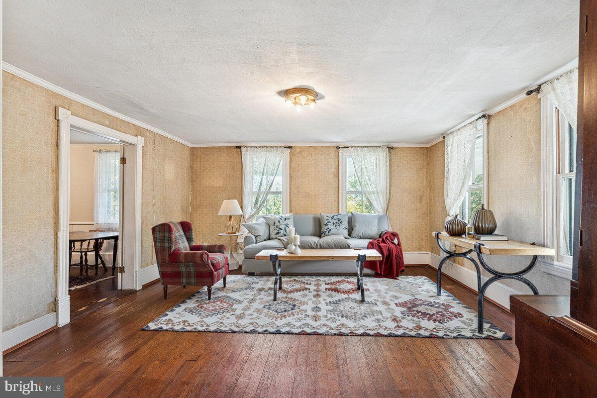 1101 Meredith Lane photo 14