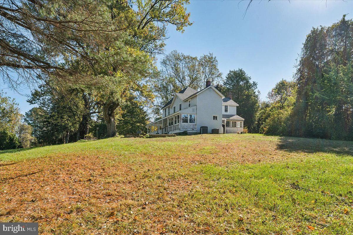 1101 Meredith Lane photo 8