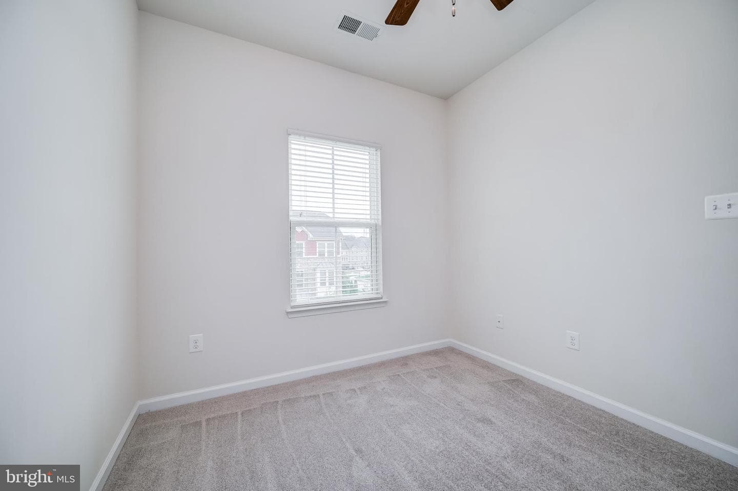 613 Foxwood Drive photo 33