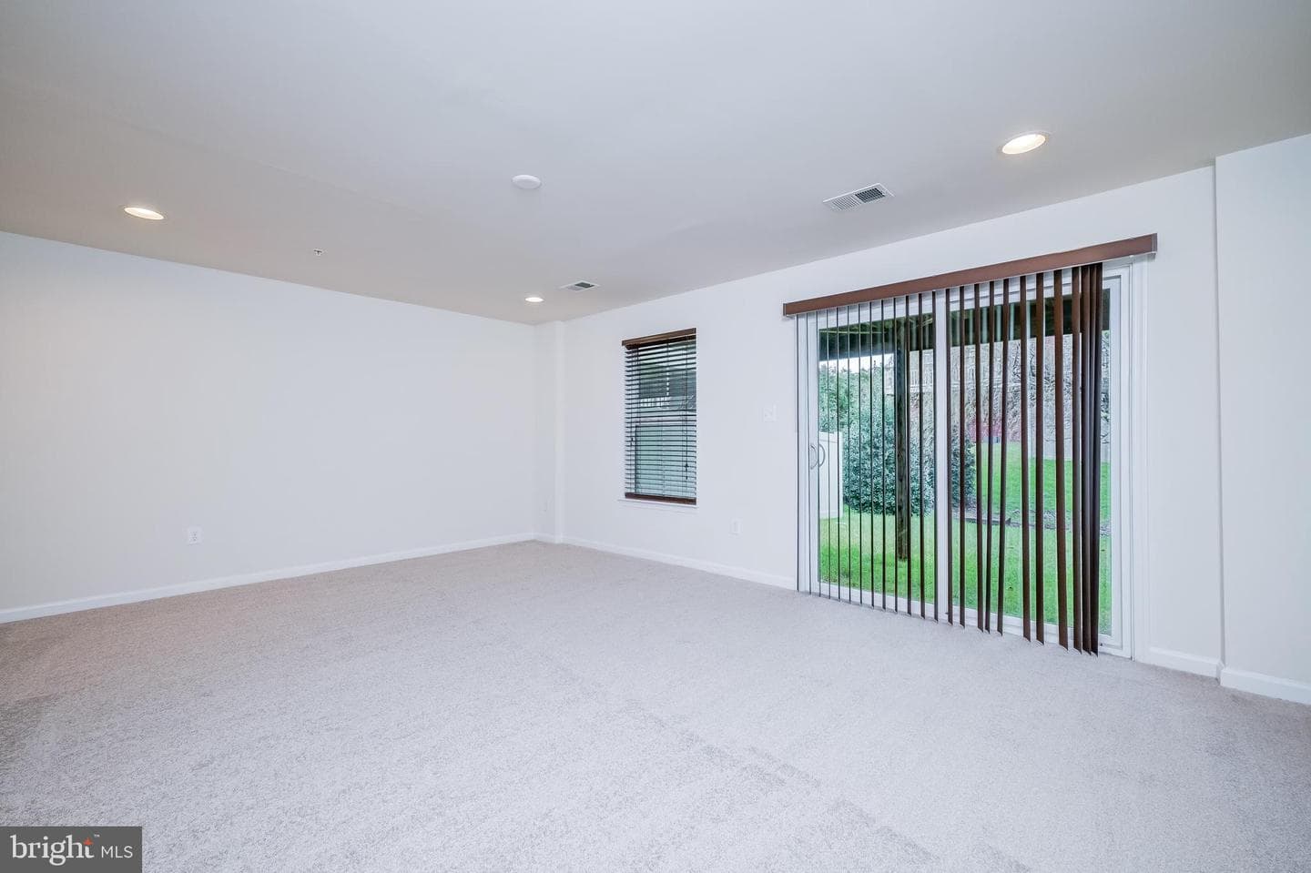 613 Foxwood Drive photo 8